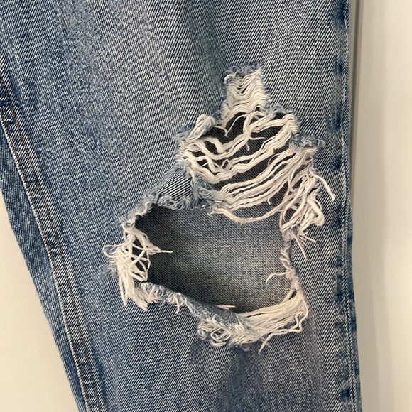 AGOLDE size 28 Fen distressed jean - Picture 3 of 7
